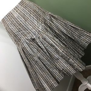 W by Worth | Fully Lined Skirt with Crinoline